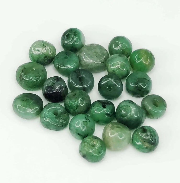 13.26 ct Natural Loose Emerald Beads: Gemstones: Natural Emerald /Carat Weights: 13.26 ct /Size or Dimensions: 4.40 To 5.40 mm Approx /Treatment : Colorless Oil