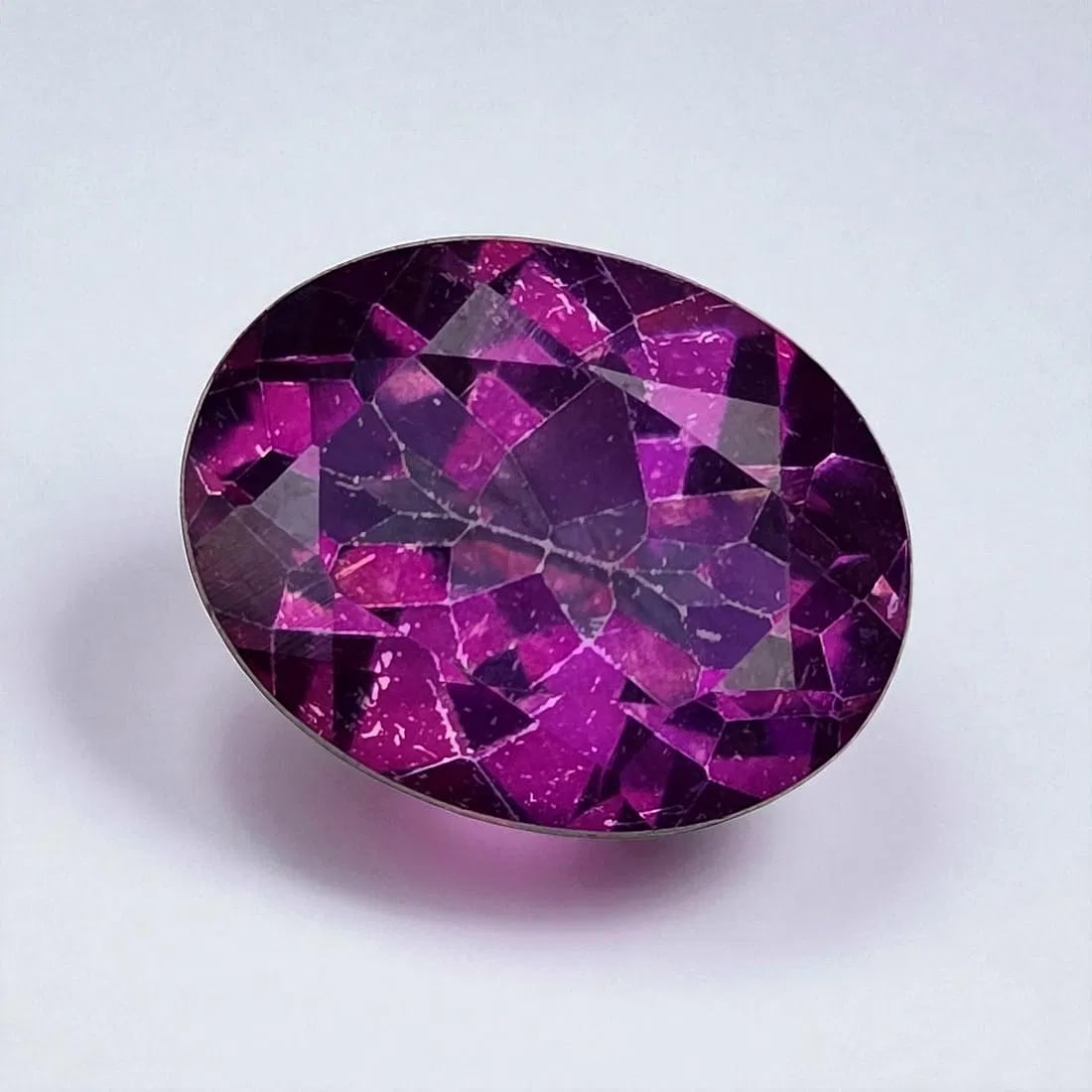 2.36 ct Natural lulaby Mystic Topaz: Gemstones: Natural Mystic Topaz /Carat Weights: 2.36 ct /Size or Dimensions: 9 X 7 mm /Treatment: Coated