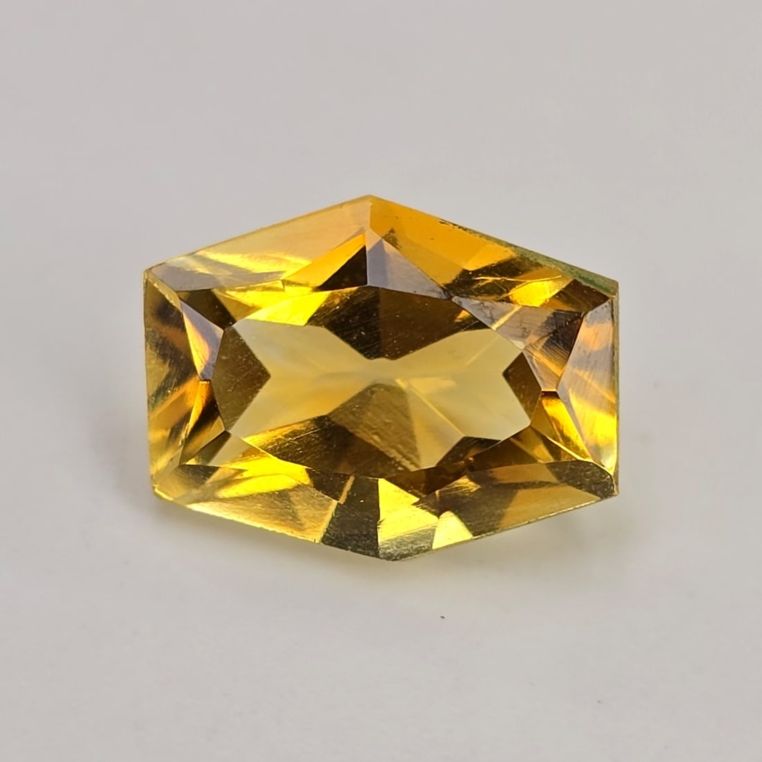 3.80 Ct "AAA Grade" Natural Citrine Fancy Cut: Gemstones: Natural Citrine /Carat Weights: 3.80 Ct /Size or Dimensions: 11.30 X 8.70 X 6.40 mm