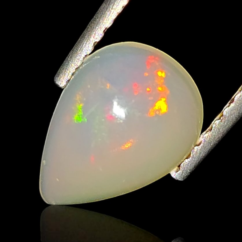 1.08 Ct Natural Ethiopian Fire Opal: Gemstones: Natural Fire Opal /Carat Weights: 3.52 ct /Size or Dimensions: 8 X 8 X 6.80 mm /Treatment: No