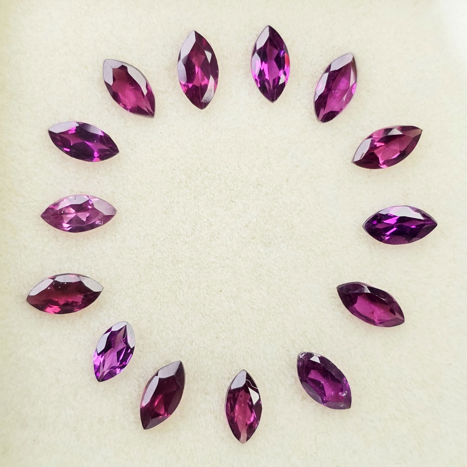 2.75 Ct Natural Rhodolite Marquise Set: Gemstones: Rhodolite Garnet /Carat Weights: 2.75 ct /Size or Dimensions: 5 X 2.50 mm Approx