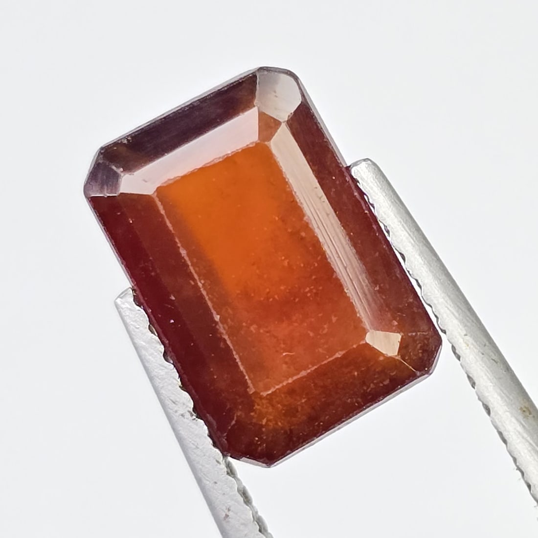 3 Ct Natural Hessonite Garnet: Gemstones: Natural Hessonite Garnet /Carat Weights: 3 ct /Size or Dimensions: 9.80 X 6.70 X 4 mm /Treatment: None