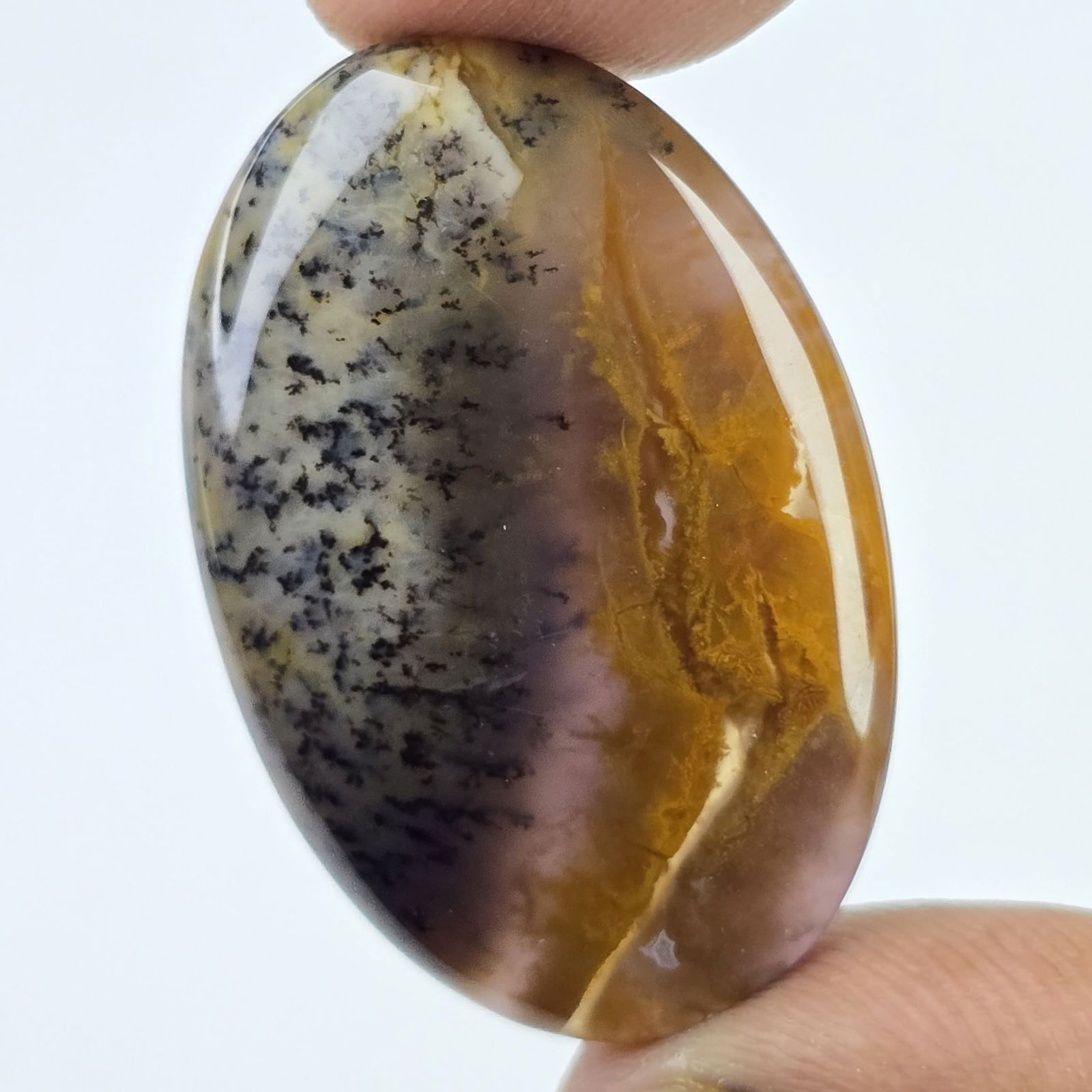 24.30 Ct Natural Honey Dendrite Agate: Gemstones: Natural Honey Dendrite Agate /Carat Weights: 24.30 ct /Size or Dimensions: 30 X 20 X 4 mm /Treatment: No