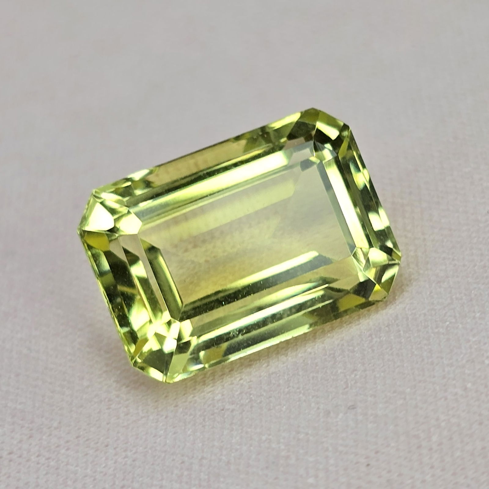 11.78 ct Natural Green Gold Quartz (1 of 3)