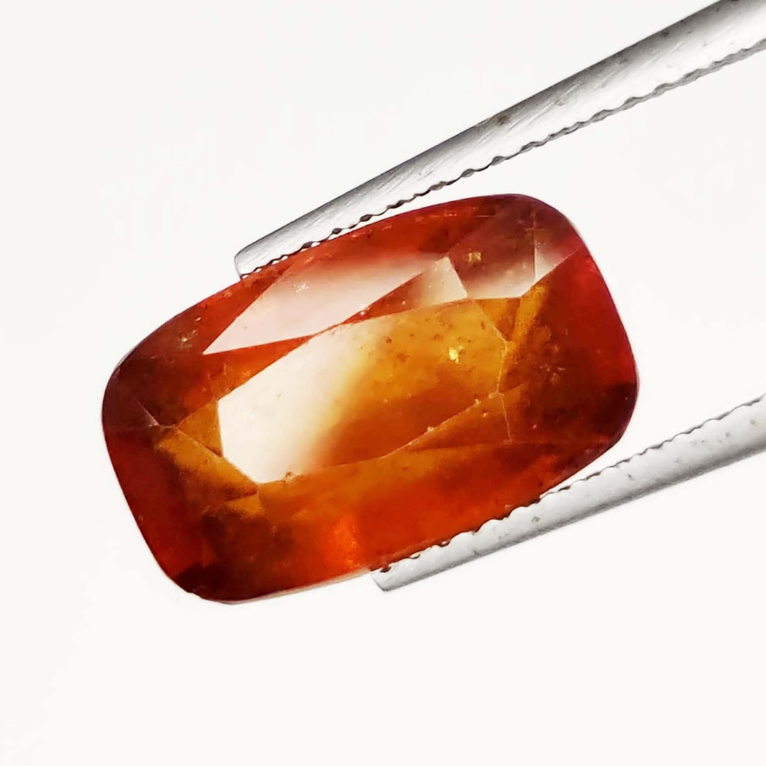 9.06 Ct Natural Hessonite Garnet: Gemstones: Natural Hessonite Garnet /Carat Weights: 9.06 ct /Size or Dimensions: 14 X 8.60 X 7.80 mm /Treatment: None