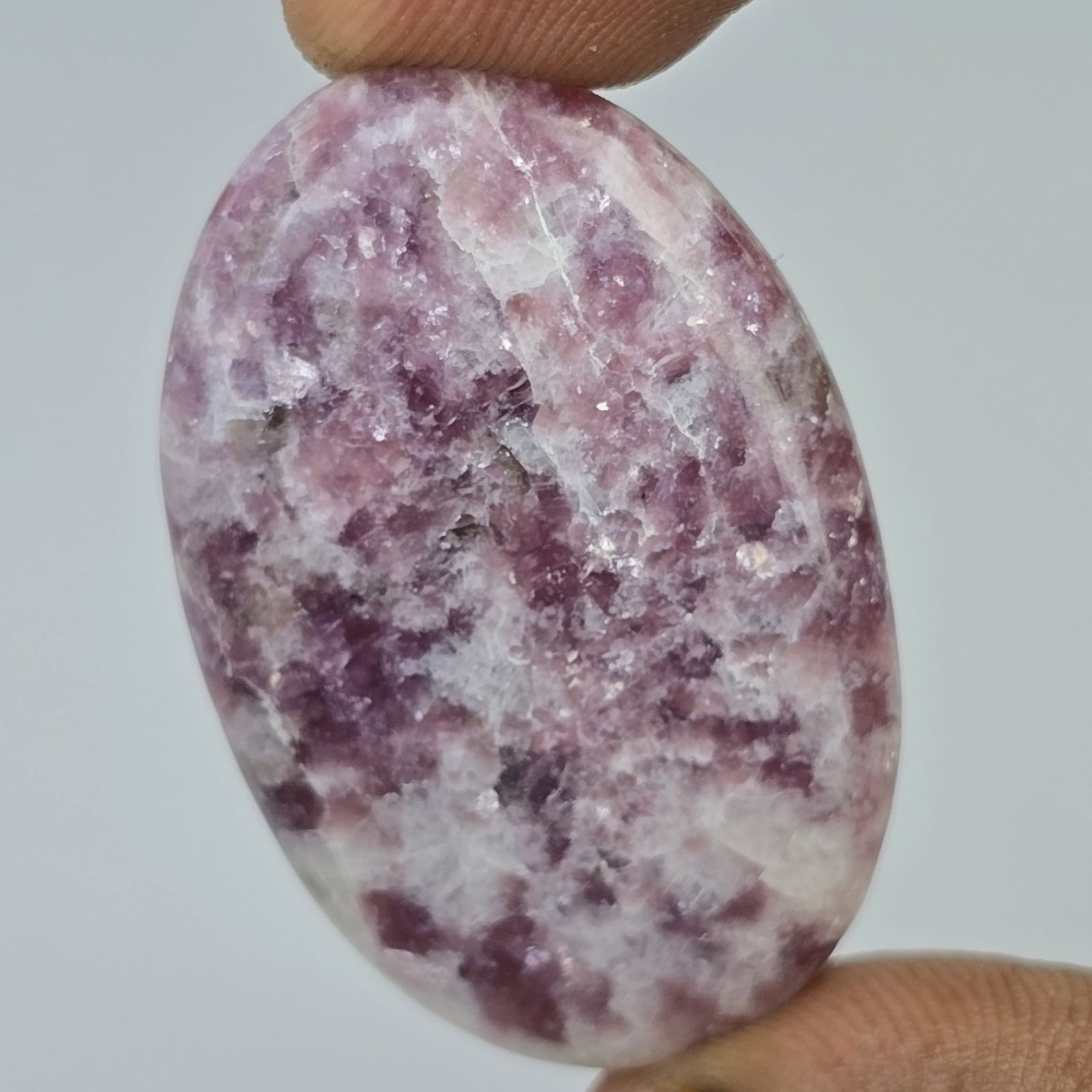 39 Ct Natural Lapidolite: Gemstones: Natural Jasper /Carat Weights: 39 ct /Size or Dimensions: 37 X 24 X 4 mm /Treatment: No