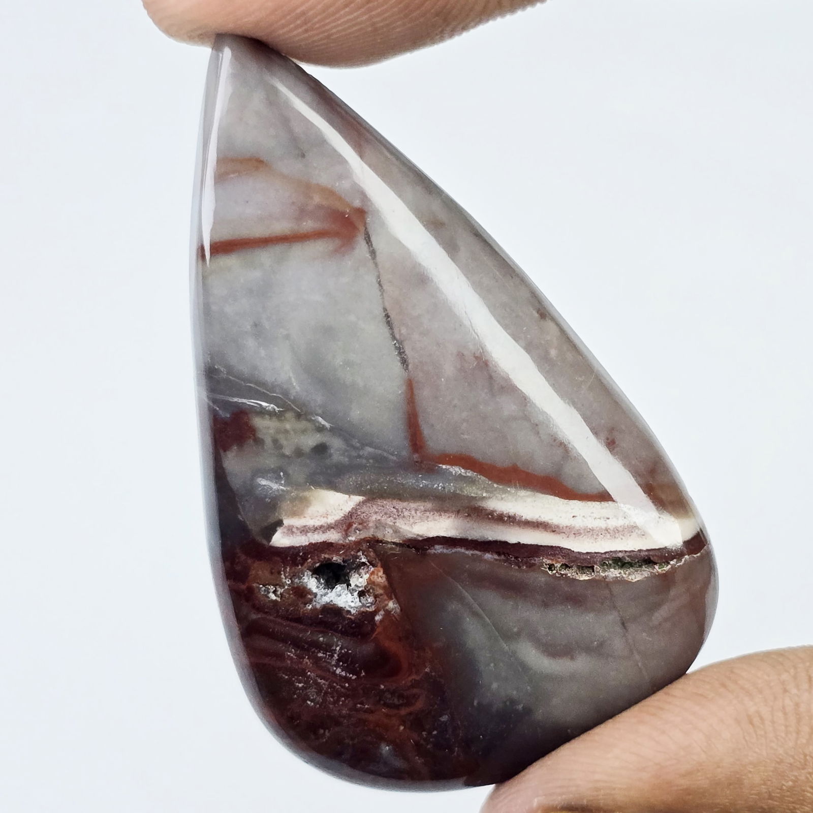 61.30 Ct Natural Coconut Jasper: Gemstones: Natural Coconut Jasper /Carat Weights: 61.30 ct /Size or Dimensions: 46 X 28 X 6 mm /Treatment: No