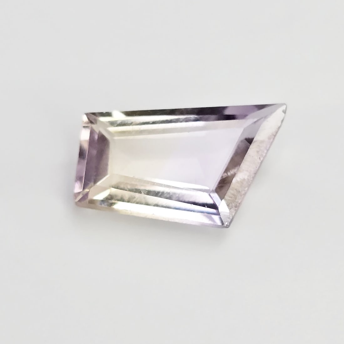 1.96 ct Natural Ametrine: Gemstones: Natural Ametrine /Carat Weights: 1.96 ct /Size or Dimensions: 11 X 7 X 4 mm Approx