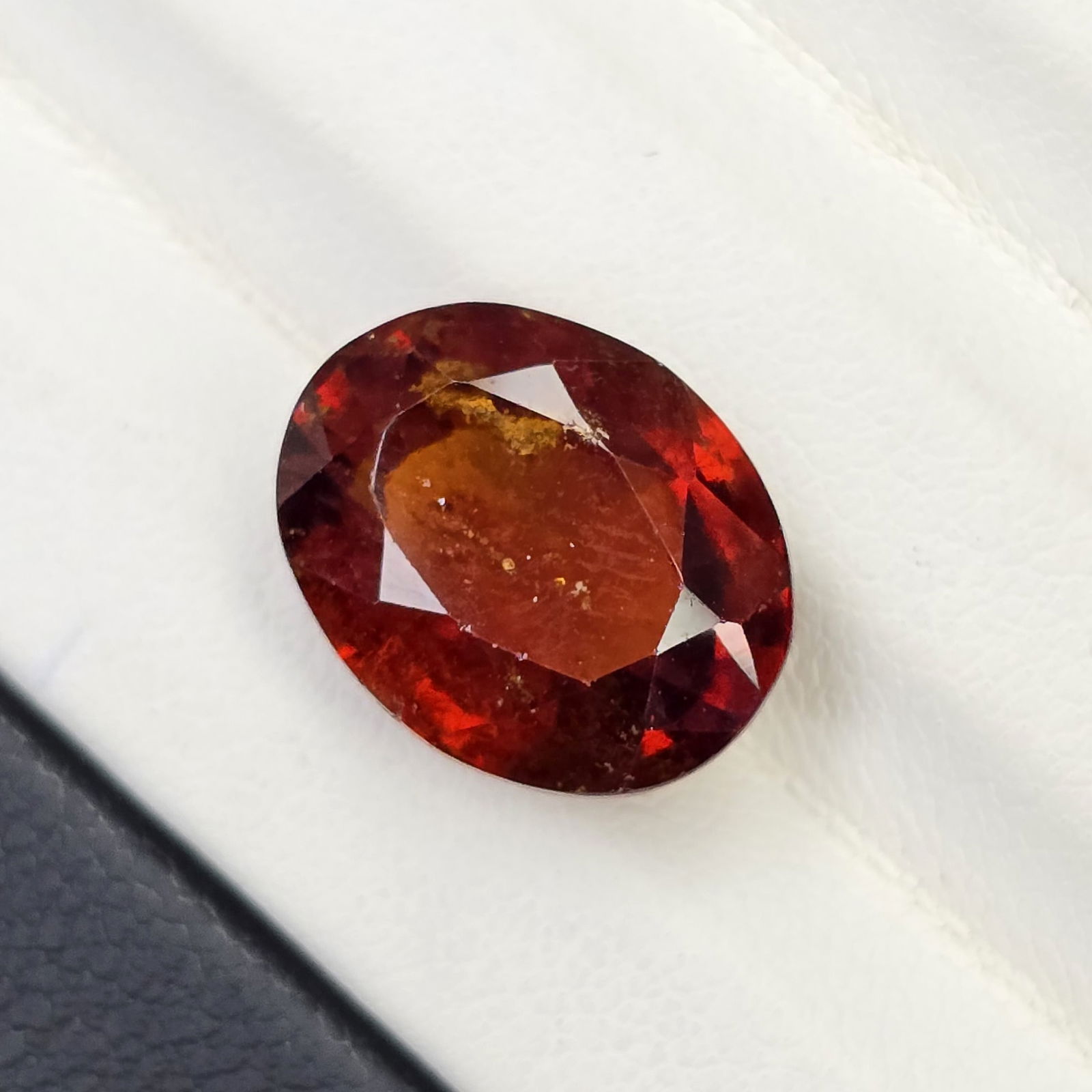 7.70 Ct Natural Hessonite Garnet: Gemstones: Natural Hessonite Garnet /Carat Weights: 7.70 ct /Size or Dimensions: 13 X 11 X 6.80 mm /Treatment: None