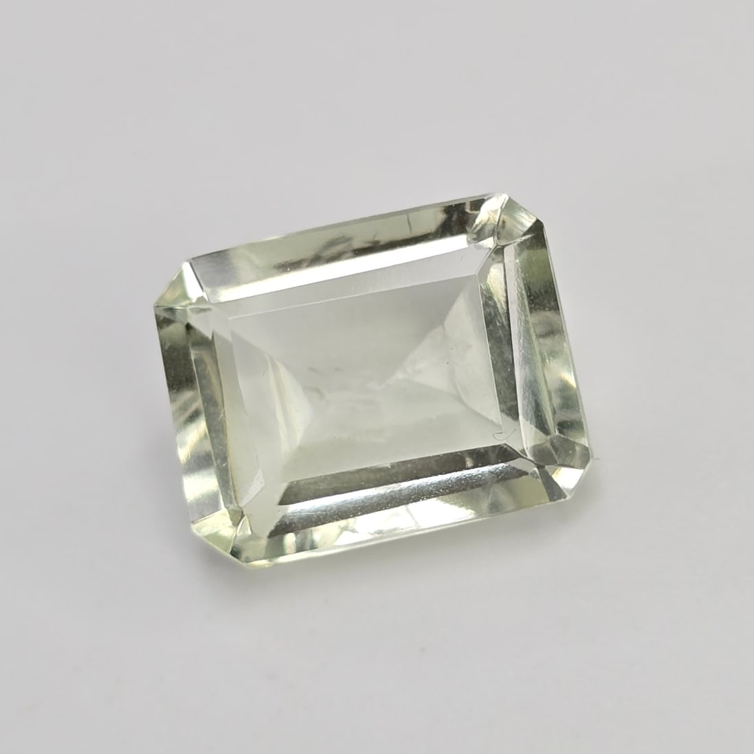 3.50 Ct Natural Green Amethyst: Gemstones: Natural Green Amethyst /Carat Weights: 3.50 Ct /Size or Dimensions: 10.70 X 8.70 X 5 mm / Treatment: Heated