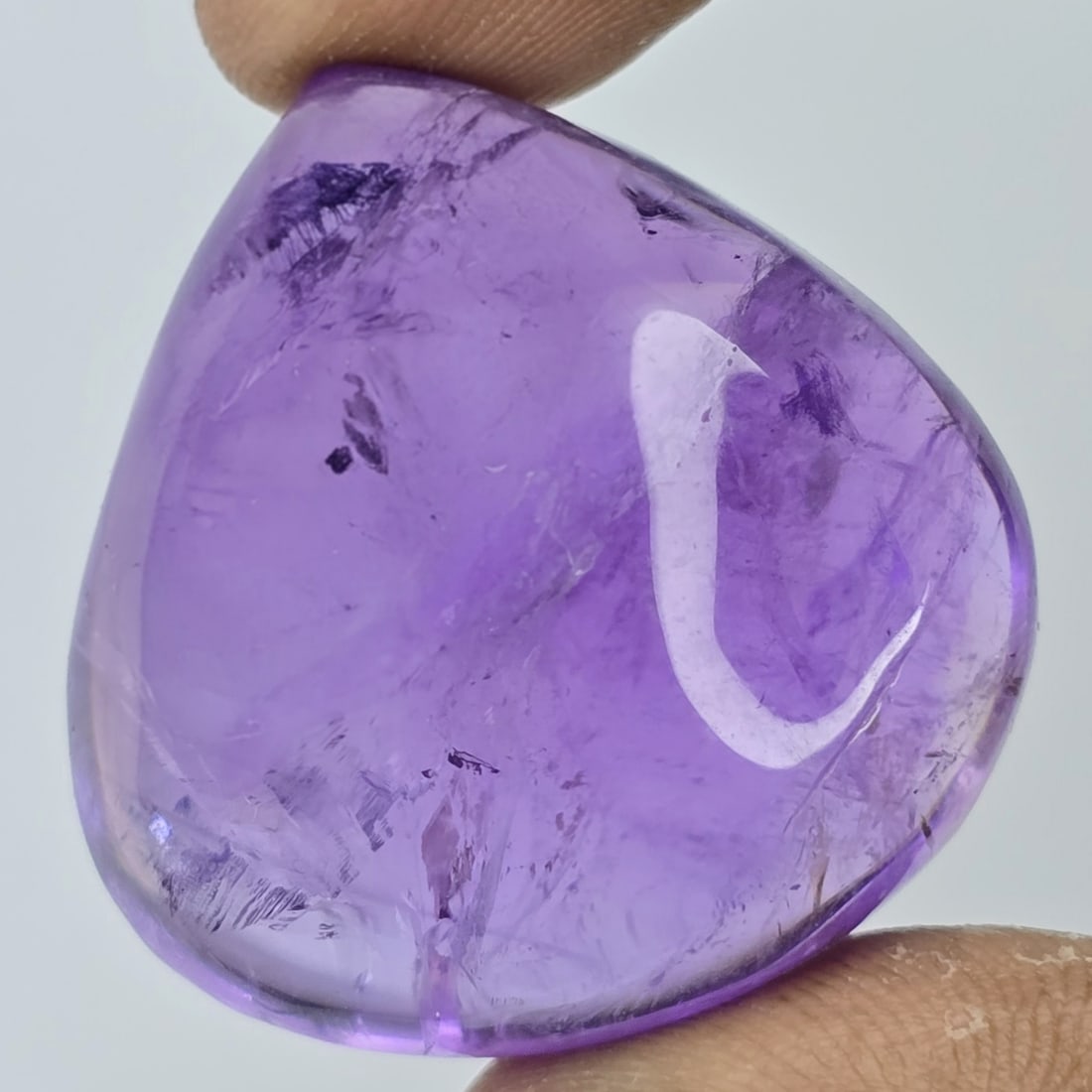 118.80 ct Natural African Amethyst Cab: Gemstones: Natural African Amethyst /Carat Weights: 118.80 ct /Size or Dimensions: 32.60 X 31.80 X 17.41 mm /Origin : Africa