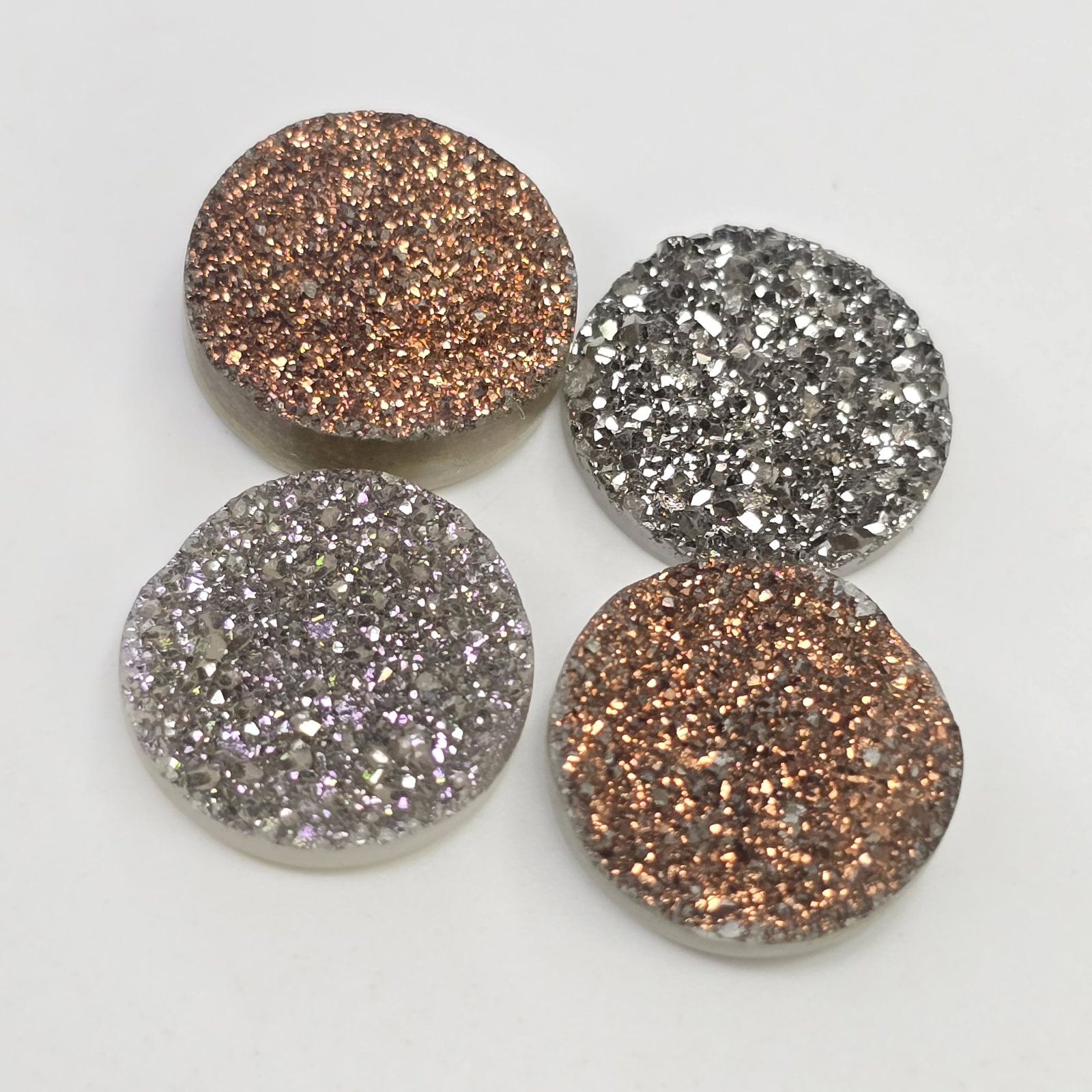 23.48 ct Natural Good Druzy: Gemstones: Natural Druzy /Carat Weights: 23.48 ct /Size or Dimensions: 14 mm Approx /Treatment: Dyed