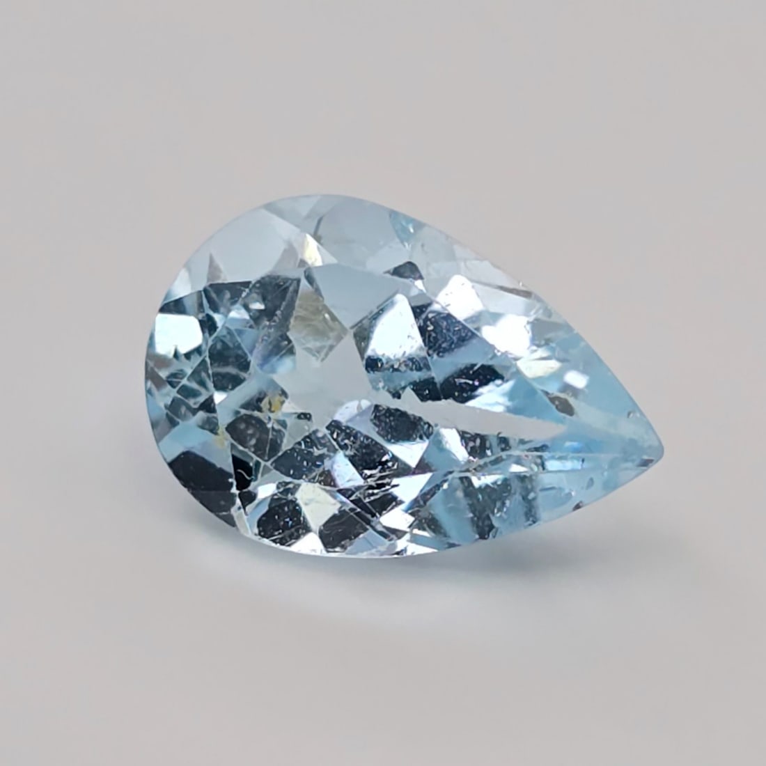 3.49 ct Natural Blue Topaz (1 of 3)