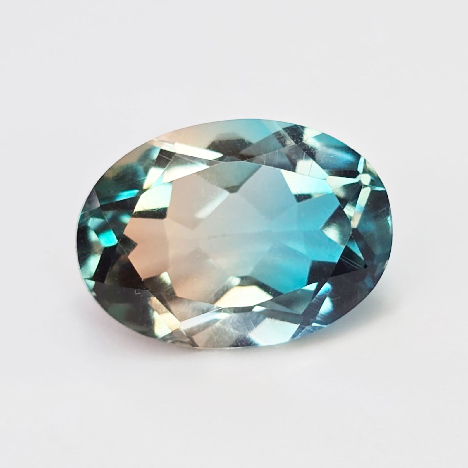 6.24 Ct "Beautiful"Aqua Terra Costa Doublet Quartz: Gemstones: Natural Quartz /Carat Weights: 6.24 ct /Size or Dimensions: 14 X 10 mm Approx /Treatment: Doublet QuartzThis beautiful gemstone is crafted from two layers of natural quartz, forming a stunn