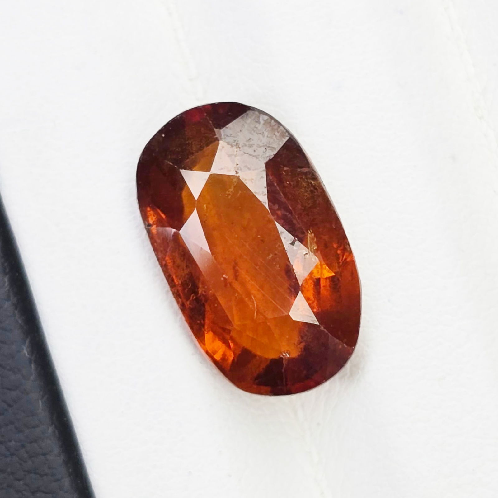 6.88 Ct Natural Hessonite Garnet: Gemstones: Natural Hessonite Garnet /Carat Weights: 6.88 ct /Size or Dimensions: 14.80 X 8.80 X 5.80 mm /Treatment: None