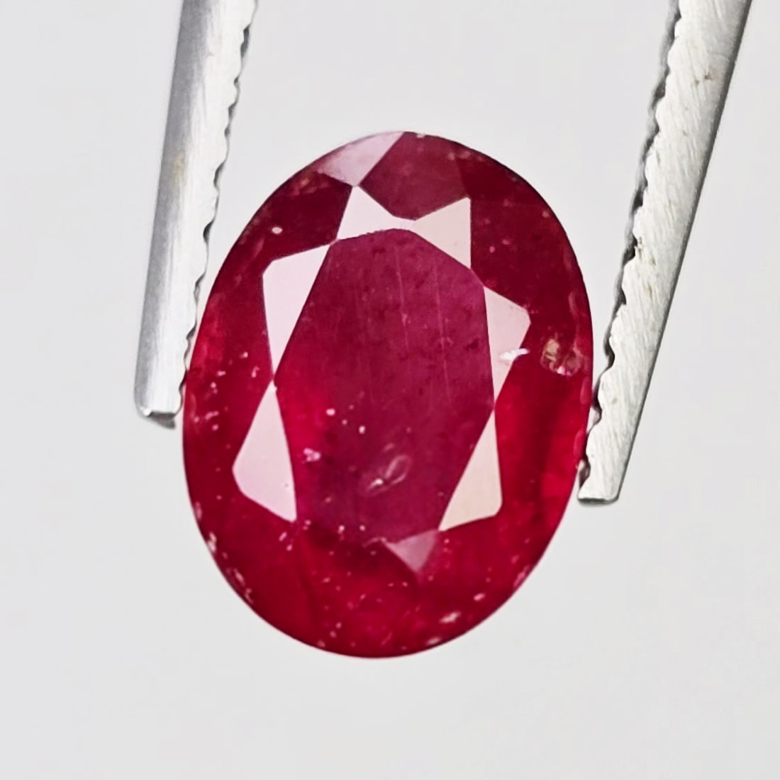 1.76 Ct Natural Hessonite Garnet: Gemstones: Natural Hessonite Garnet /Carat Weights: 1.76 ct /Size or Dimensions: 8 X 6 mm /Treatment: None