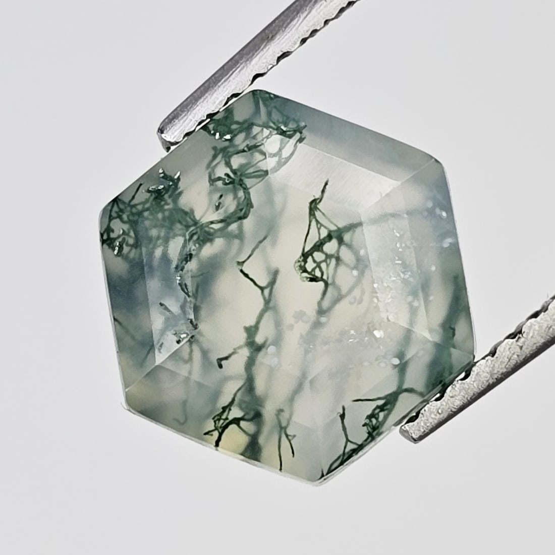 2.91 Ct "Premium Quality" Natural Moss Agate Fancy: Gemstones: Natural Moss Agate /Carat Weights: 2.91 ct /Size or Dimensions: 10.30 X 9 X 5 MM Approx