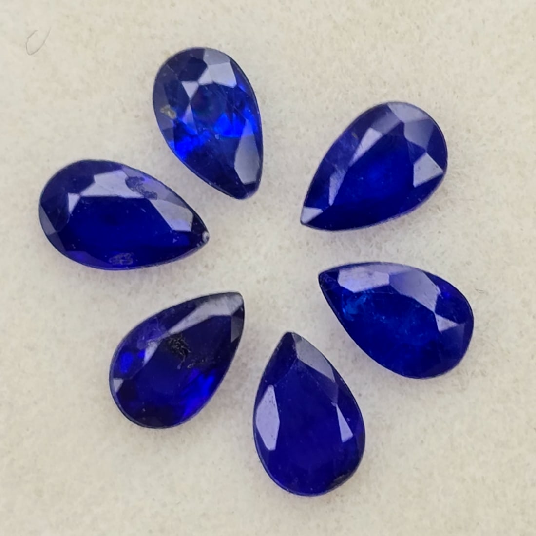 1.23 Ct Natural Blue Spinel Oval Set (1 of 2)