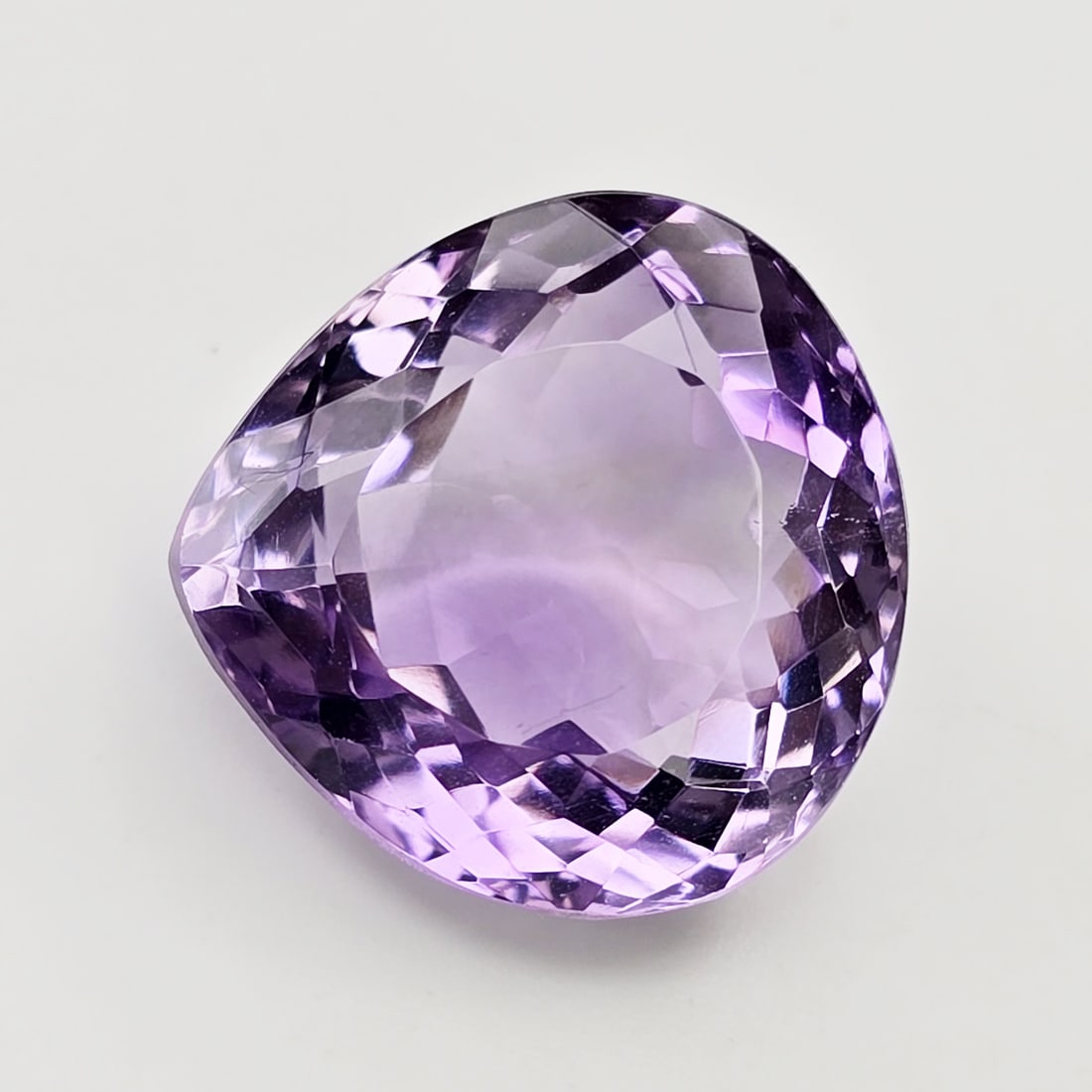 14.08 ct "Top Quality" Brazilian Natural Pink Amethyst: Gemstones: Natural Brazil Amethyst /Carat Weights: 14.08 ct /Size or Dimensions: 16 X 16 X 9.50 mm /Origin : Brazil