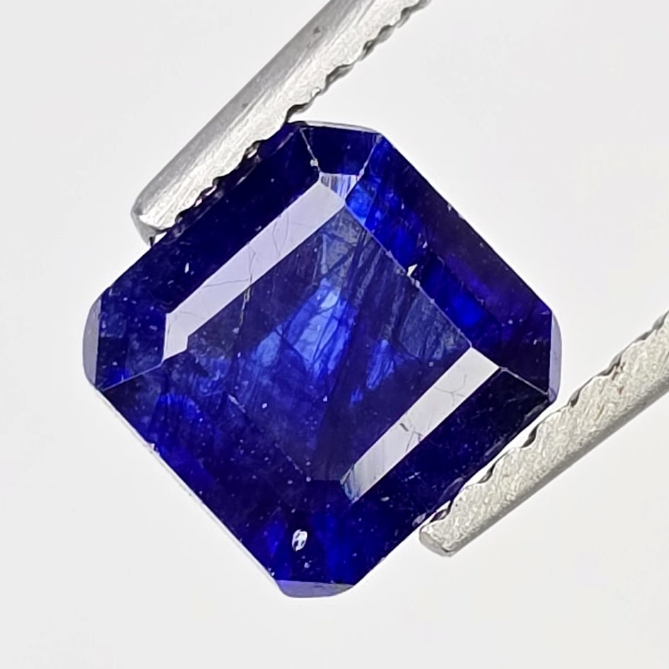 1.44 Ct Natural Blue Sapphire: Gemstones: Natural Sapphire /Carat Weights: 1.44 ct /Size or Dimensions: 6 X 6 X 4 mm /Treatment: Glass Filled