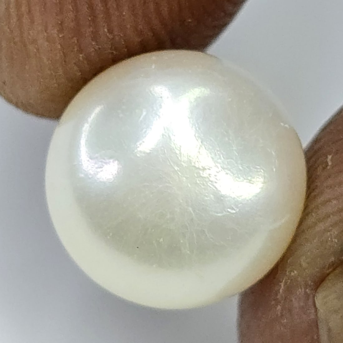 5.79 ct Natural Fresh Water Pearl (1 of 3)