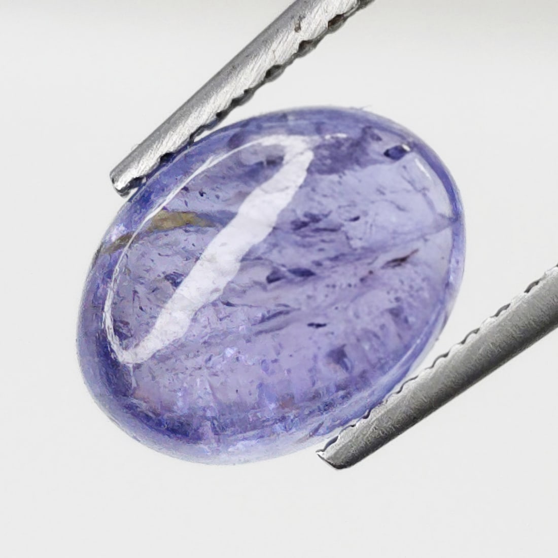 2.40 Ct "Fine" Natural Tanzanite Oval: Gemstones: Natural Tanzanite /Carat Weights: 2.40 ct /Size or Dimensions: 9 X 7 X 4 mm Approx /Origin : Tanzania