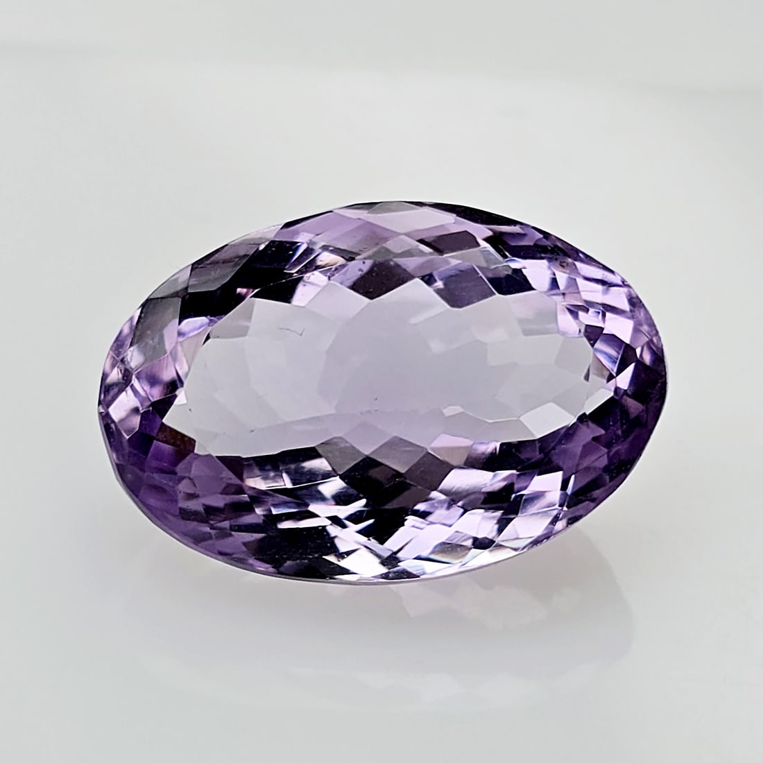 14.79 ct "Top Quality" Brazilian Natural Pink Amethyst: Gemstones: Natural Brazil Amethyst /Carat Weights: 14.79 ct /Size or Dimensions: 19.50 X 13.20 X 9.30 mm /Origin : Brazil