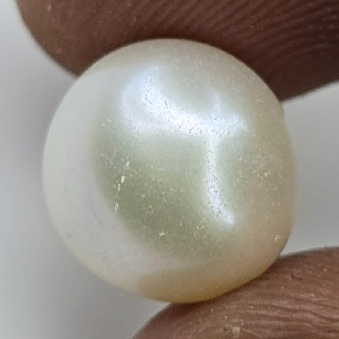 5.71 ct Natural Fresh Water Pearl (1 of 2)