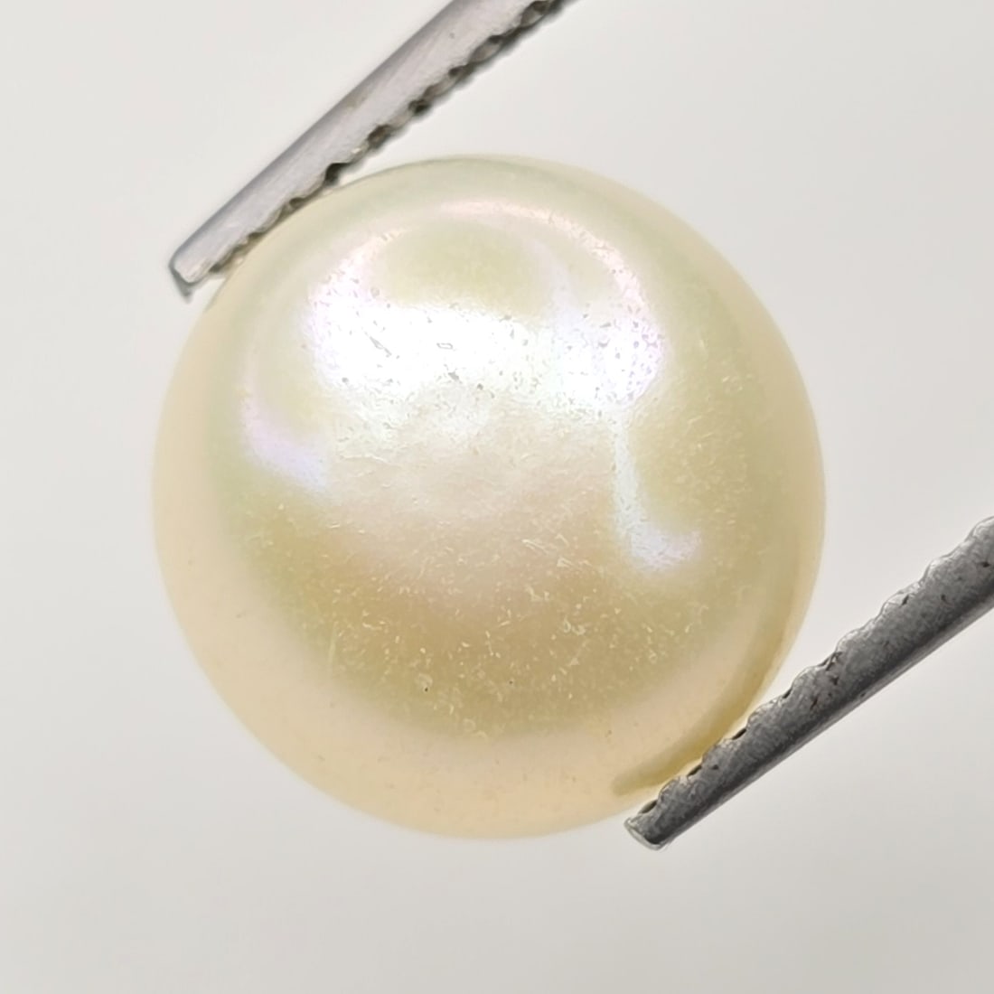 6.46 ct Natural Fresh Water Pearl (1 of 2)