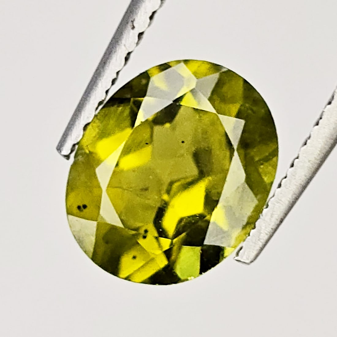 1.90 ct Natural Peridot (1 of 4)