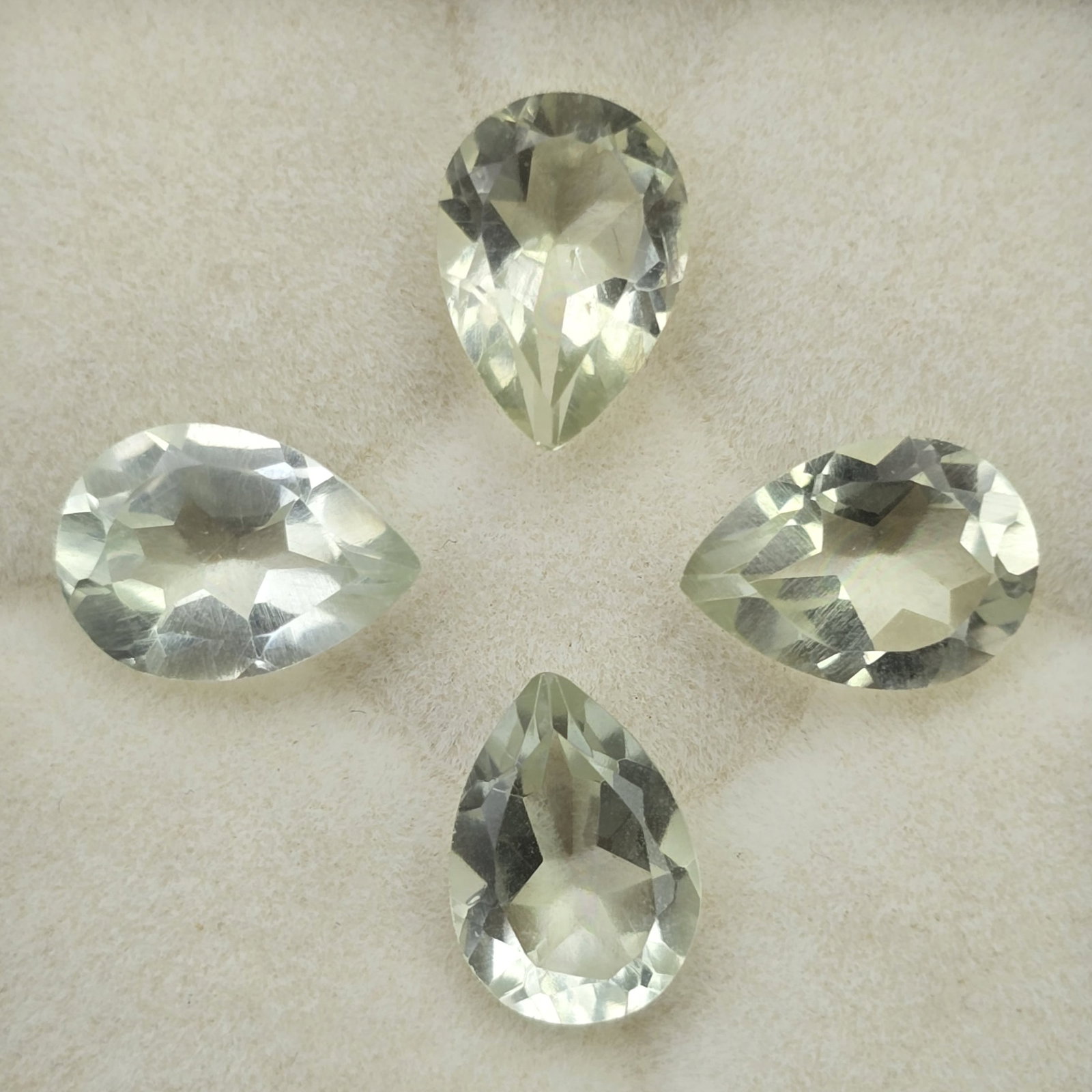 6.86 Ct Natural Green Amethyst Set (1 of 3)