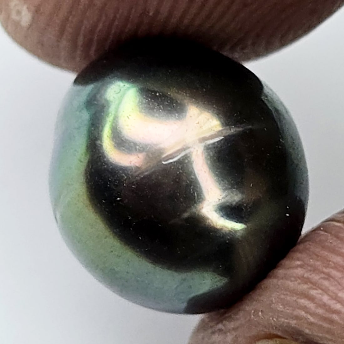 6.44 ct "Rare" Natural Black Tahitian Pearl (1 of 3)