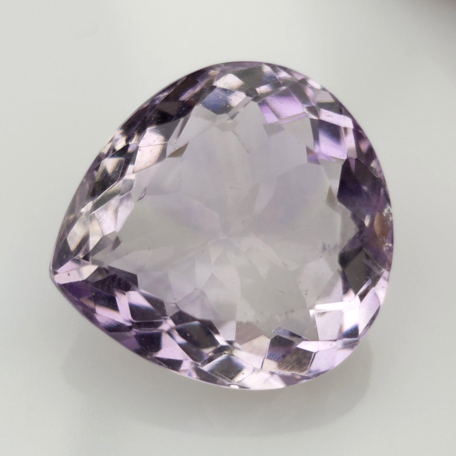 16.47 ct "Top Quality" Brazilian Natural Pink Amethyst: Gemstones: Natural Brazil Amethyst /Carat Weights: 16.47 ct /Size or Dimensions: 18 X 17 X 9.50 mm /Origin : Brazil