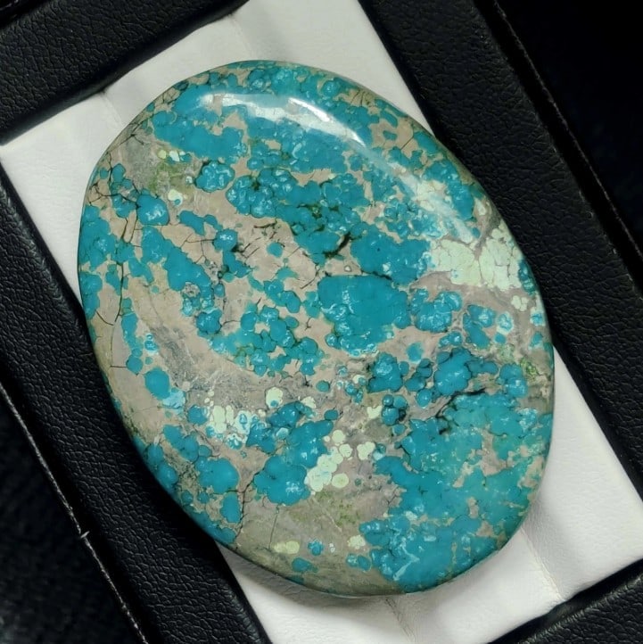 102.92 Ct Natural Tibetan Turquoise (1 of 2)