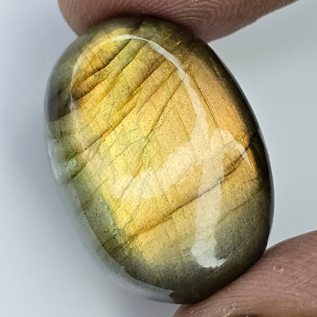 20.64 Ct Natural Multicolor Flash Labradorite (1 of 3)