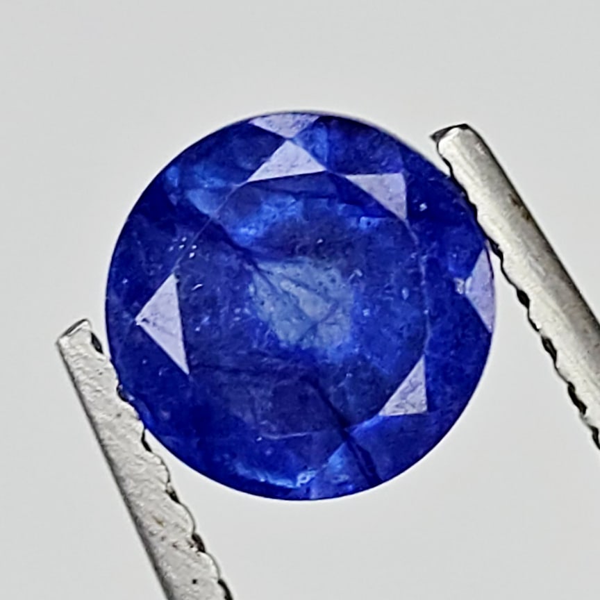 1.41 Ct Natural Blue Sapphire (1 of 4)