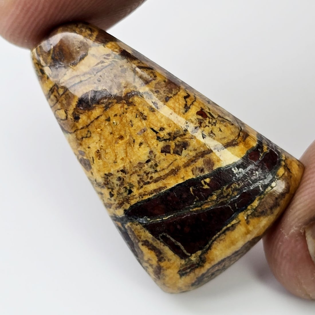 23.70 Ct Natural German Mariam Jasper: Gemstones: Natural Jasper /Carat Weights: 23.70 ct /Size or Dimensions: 30 X 19 X 6 MM Approx
