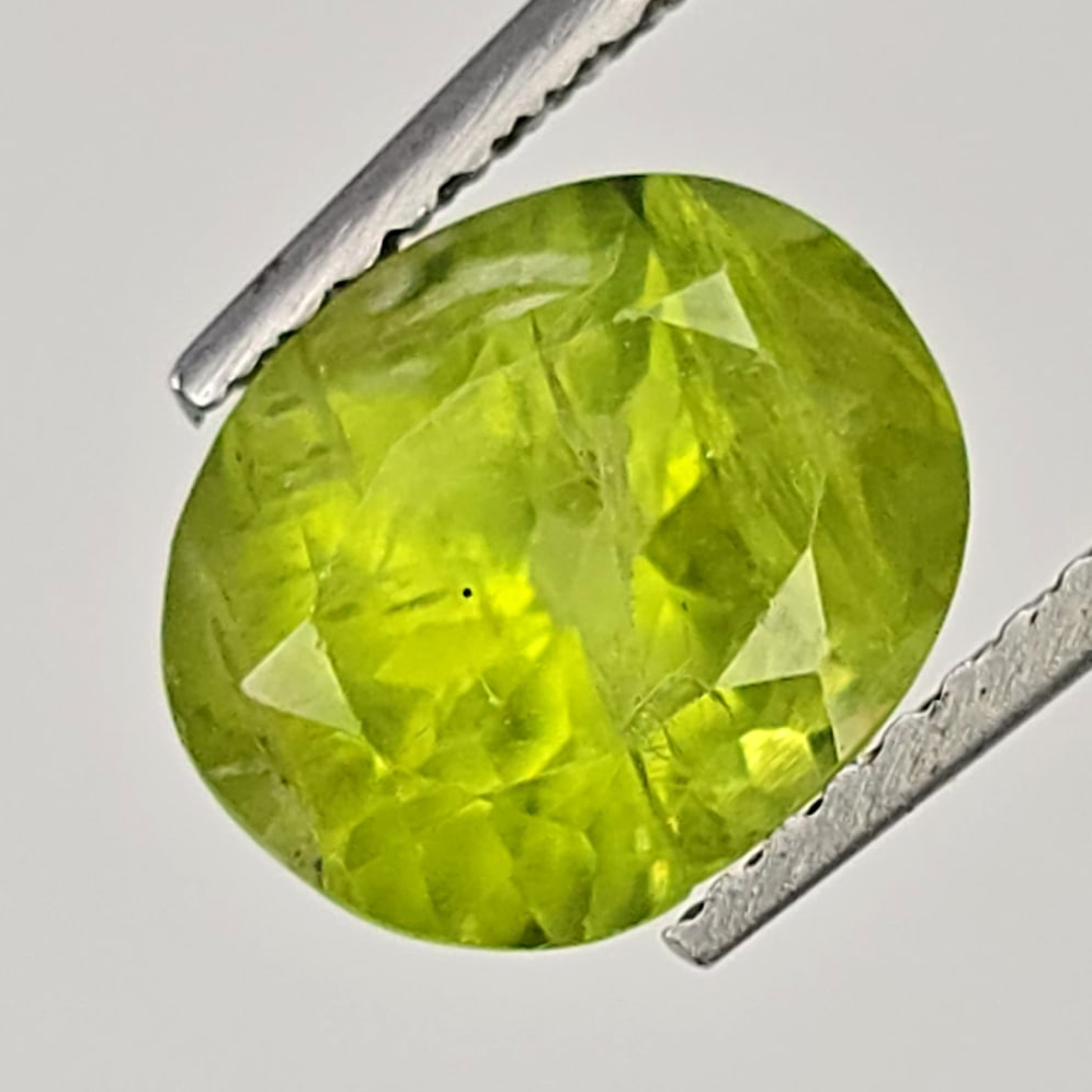 2.66 ct Natural Peridot (1 of 3)