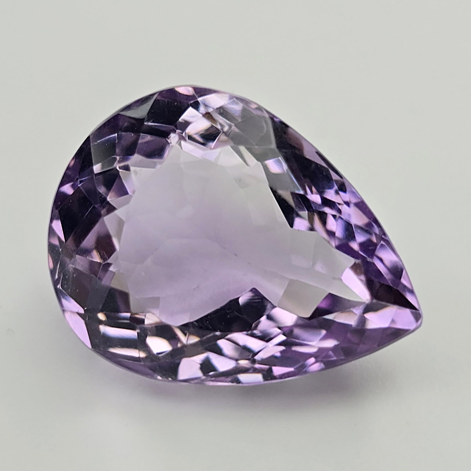 15.37 ct "Top Quality" Brazilian Natural Pink Amethyst: Gemstones: Natural Brazil Amethyst /Carat Weights: 15.37 ct /Size or Dimensions: 18.70 X 14 X 10 mm /Origin : Brazil