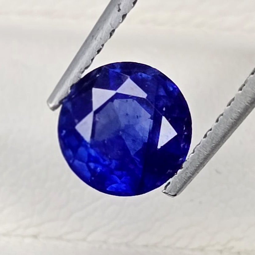 1.24 Ct Natural Blue Sapphire (1 of 3)