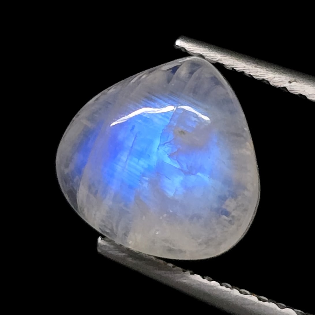 2.89 Ct Natural Royal Blue Moonstone (1 of 4)