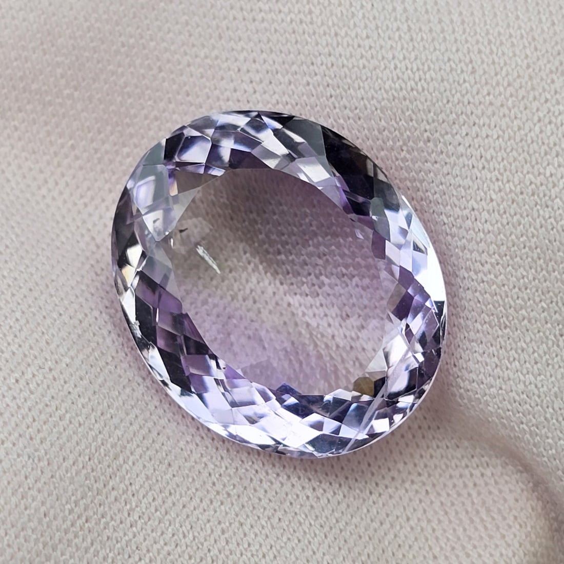 16.20 ct "Top Quality" Brazilian Natural Pink Amethyst: Gemstones: Natural Brazil Amethyst /Carat Weights: 16.20 ct /Size or Dimensions: 18 X 15 X 9 mm /Origin : Brazil