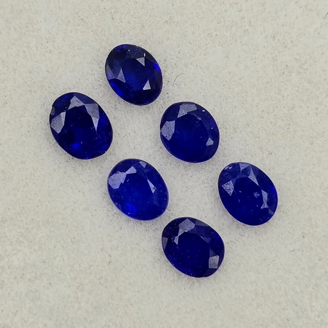 0.84 Ct Natural Blue Spinel Oval Set (1 of 2)