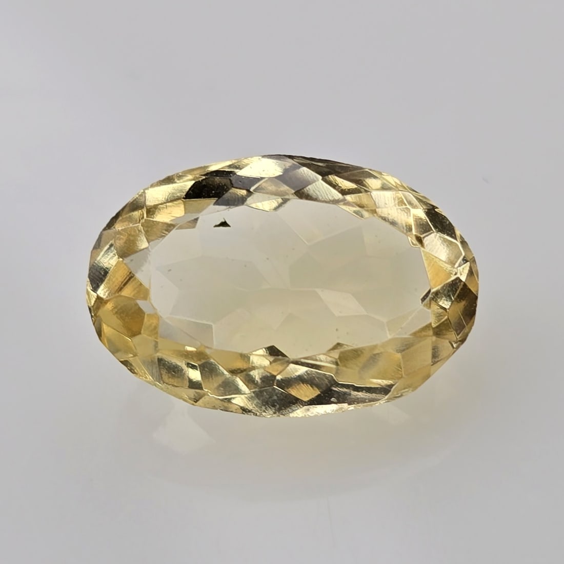 3.63 Ct Natural Citrine: Gemstones: Natural Citrine /Carat Weights: 3.63 Ct /Size or Dimensions: 12 X 8 X 5.70 mm Approx