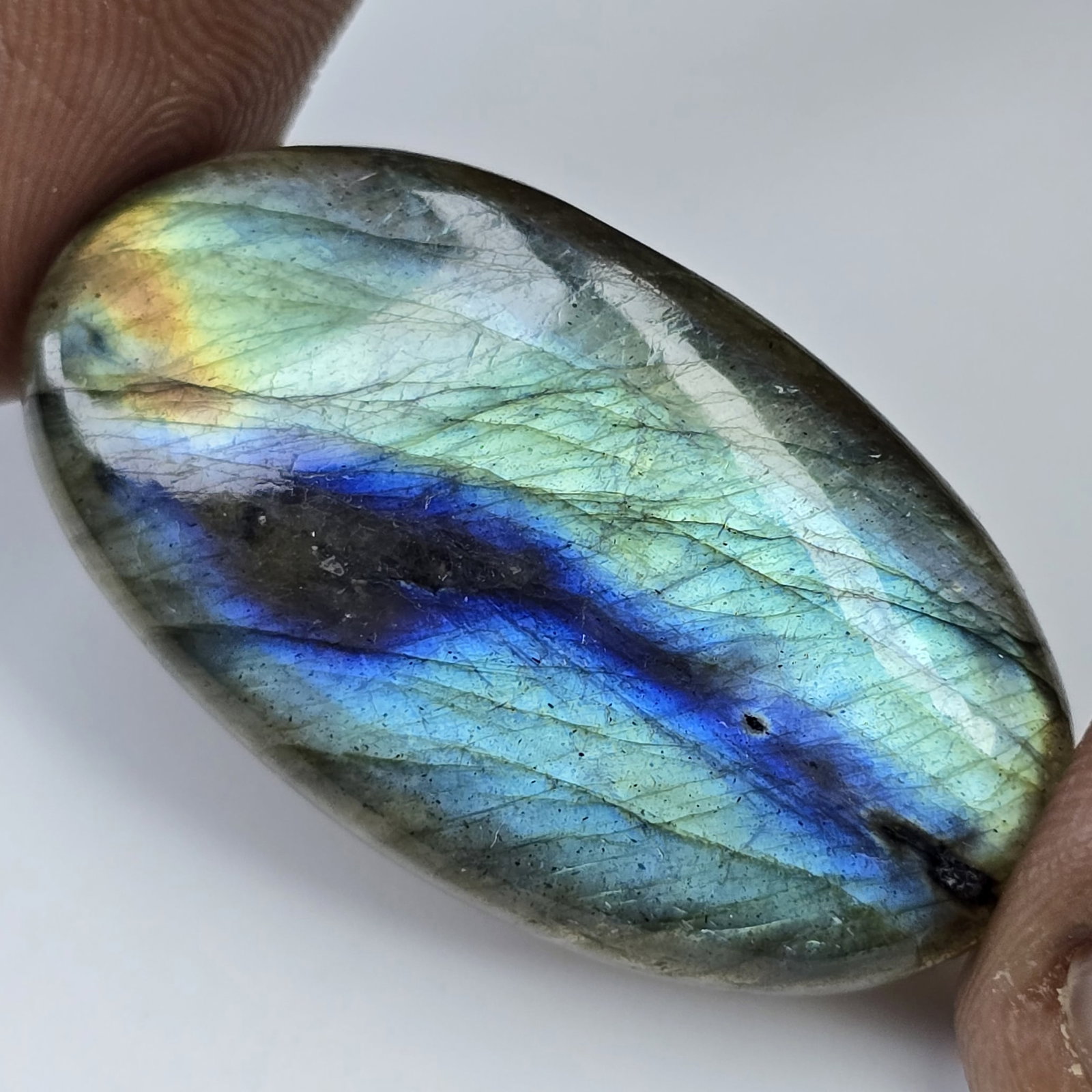 35.88 Ct Natural Multicolor Labradorite (1 of 3)