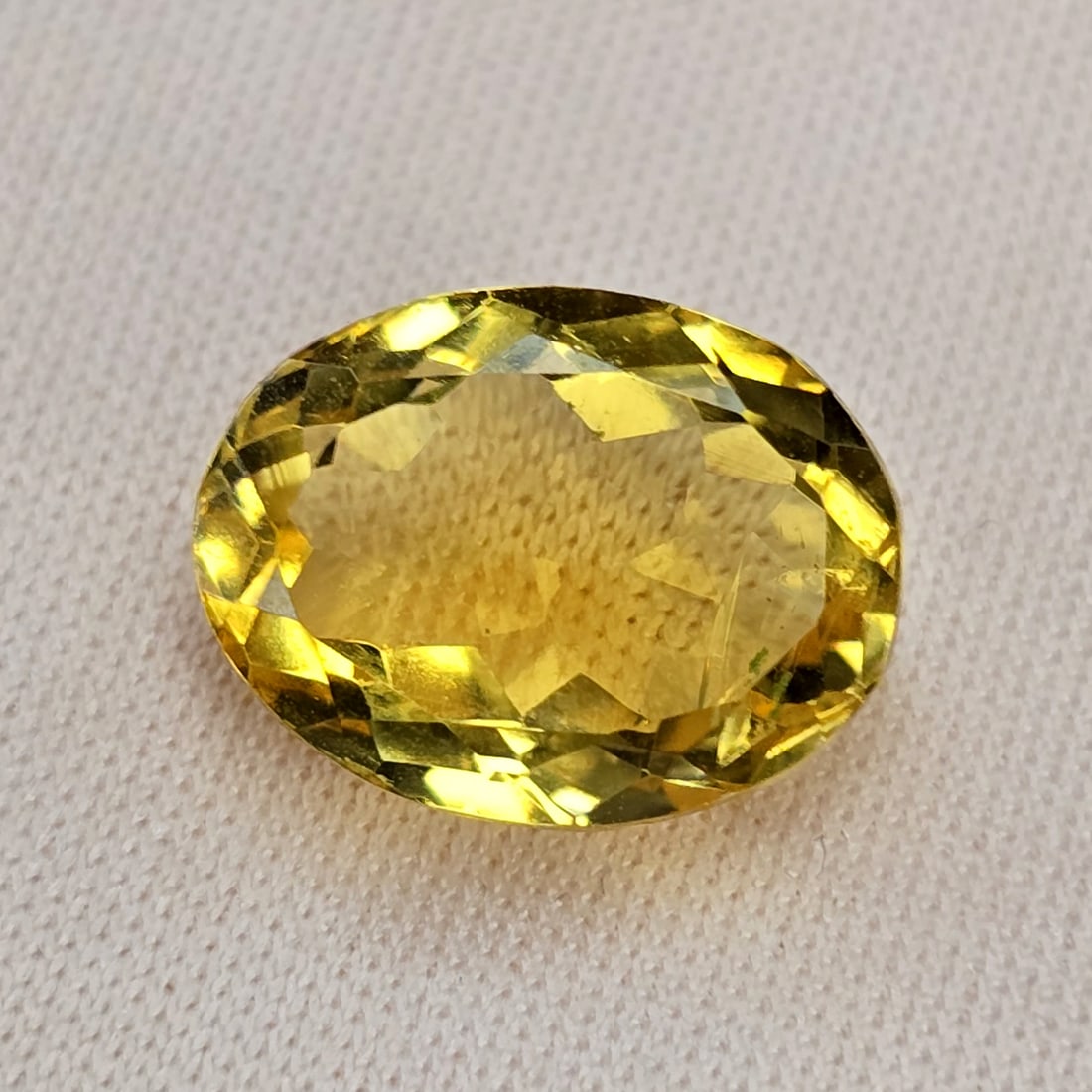5.63 Ct "AAA Grade" Natural Citrine: Gemstones: Natural Citrine /Carat Weights: 5.63 Ct /Size or Dimensions: 13 X 10 X 6.60 mm Approx