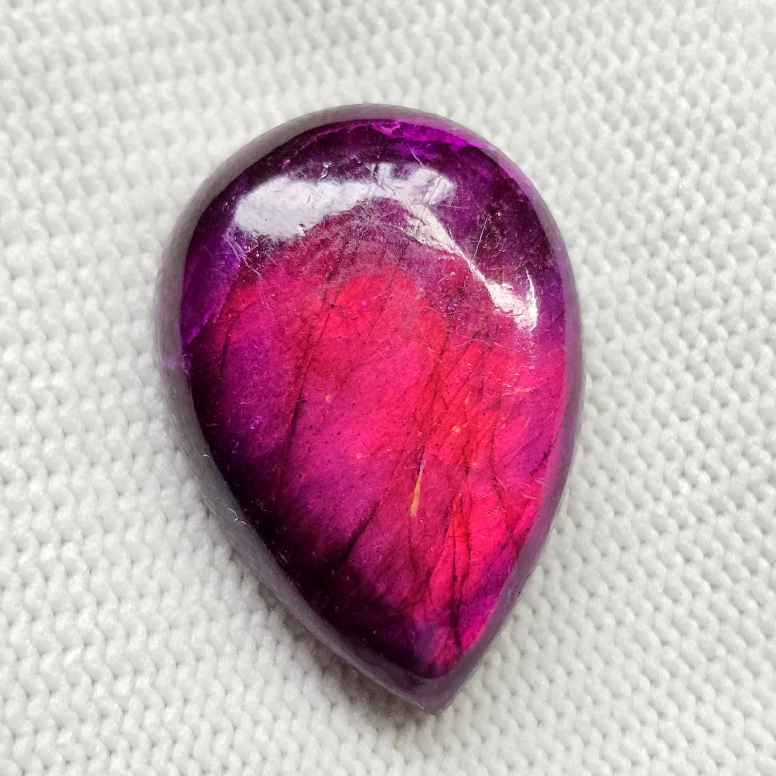 33.87 Ct Natural Purple Flash Labradorite (1 of 3)