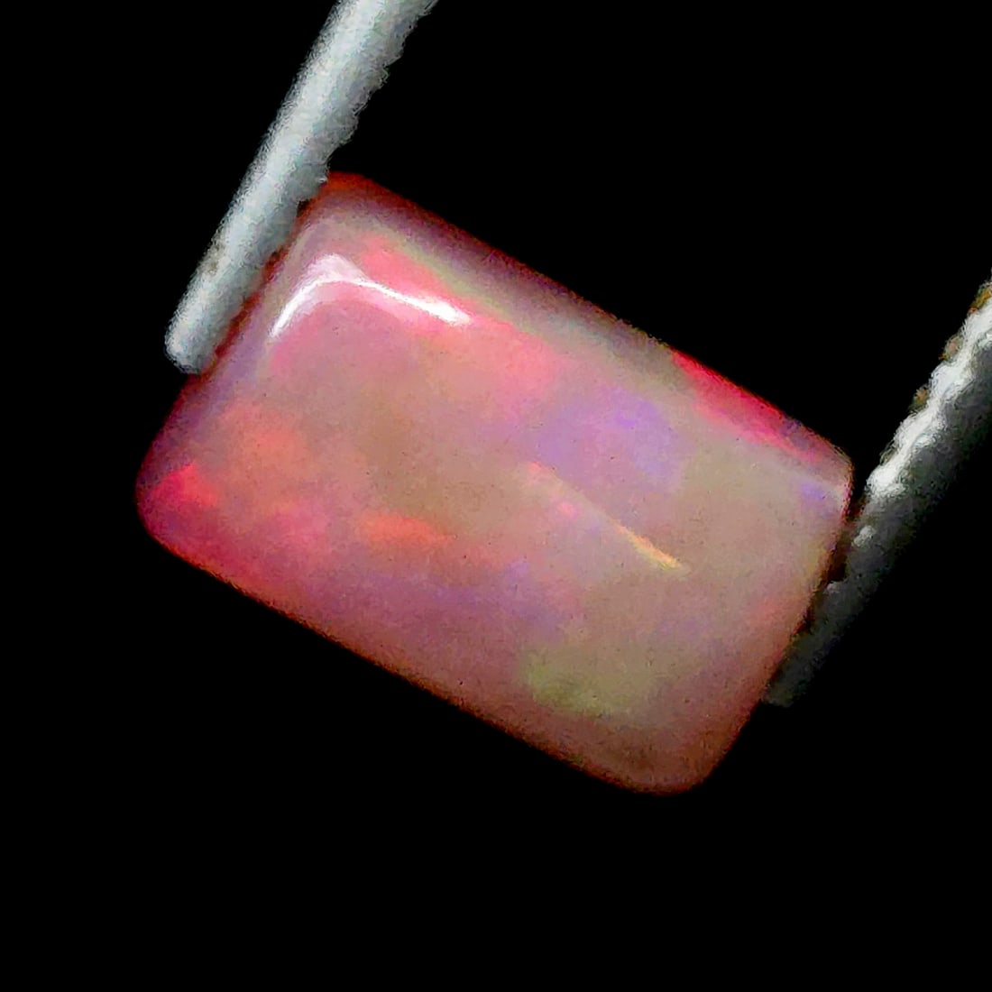 1.54 Ct Natural Ethiopian Pink Fire Opal: Gemstones: Natural Fire Opal /Carat Weights: 1.54 ct /Size or Dimensions: 9 X 6 X 4 mm /Treatment: Color Dyed
