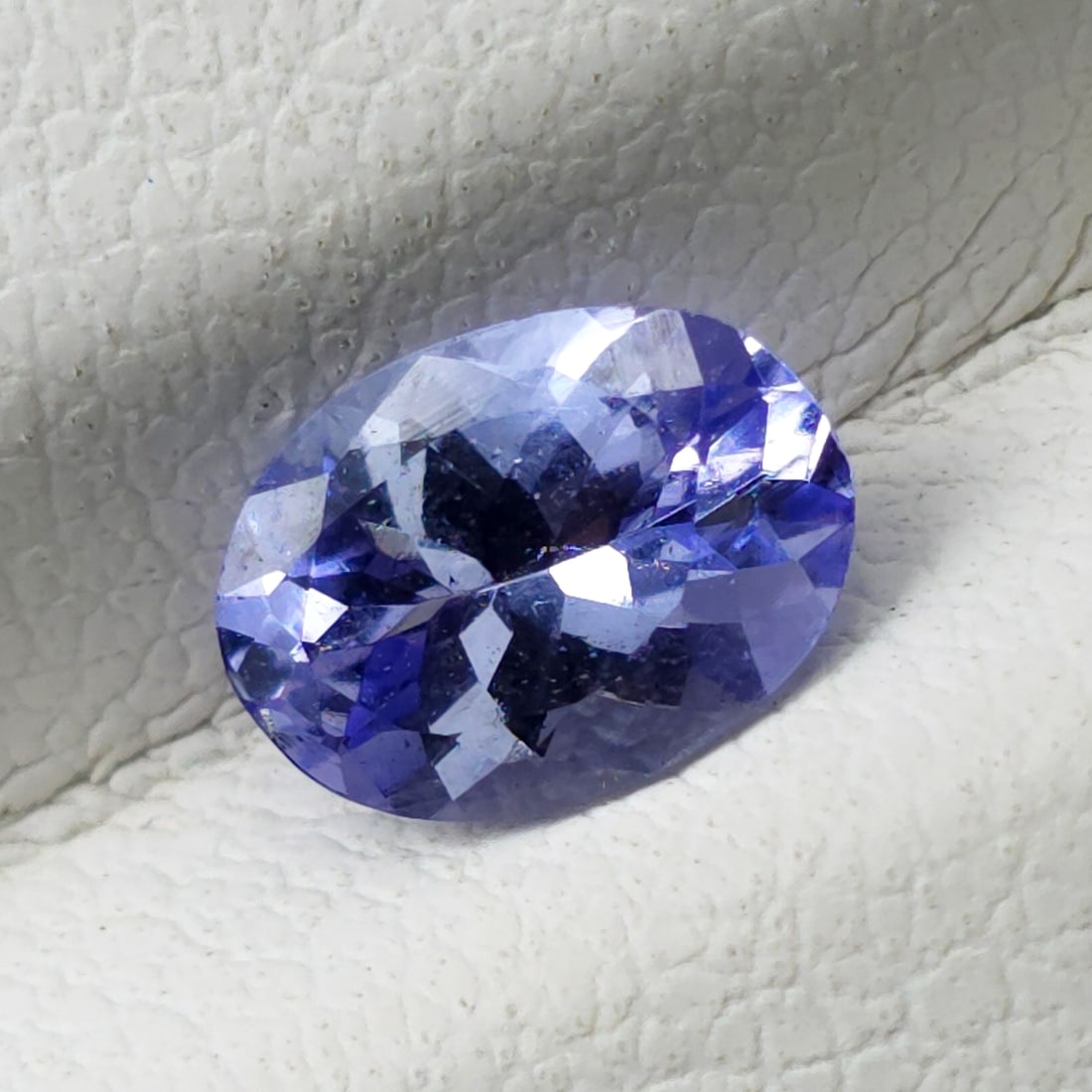 0.71 ct "Flawless" Natural Tanzanite (1 of 5)