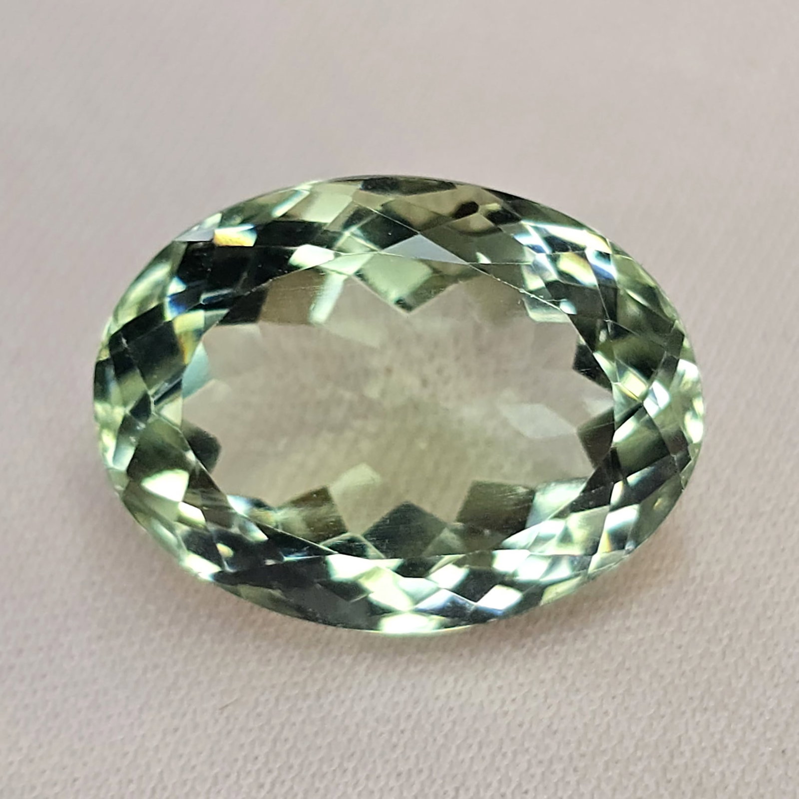 13.09 Ct "Top Quality" Natural Green Amethyst: Gemstones: Natural Green Amethyst /Carat Weights: 13.09 Ct /Size or Dimensions: 18 X 13 X 9 mm / Treatment: Heated